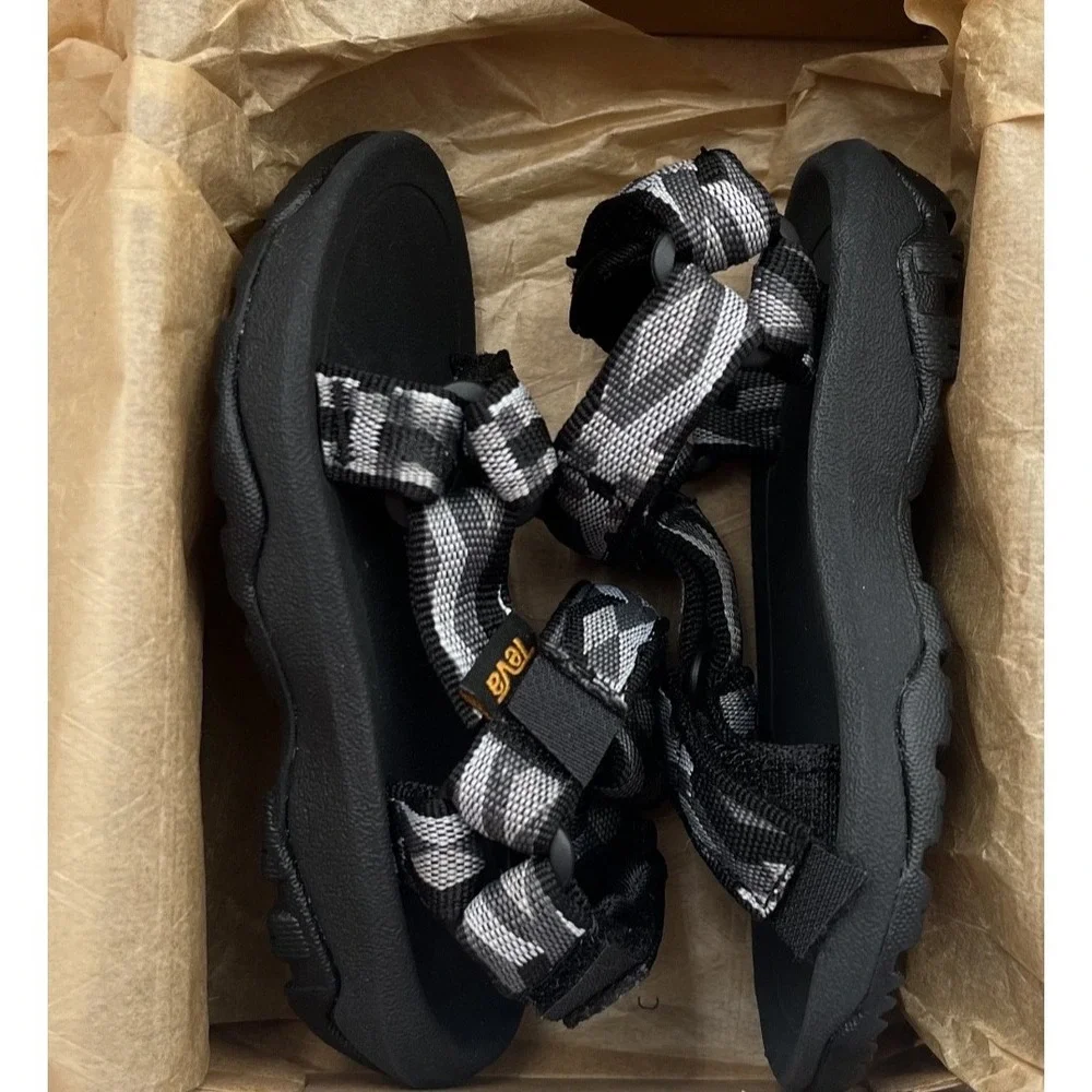 Teva Baby Toddler Boys Adjustable Sport Sandals Size 5 Black Gray Open Toe
